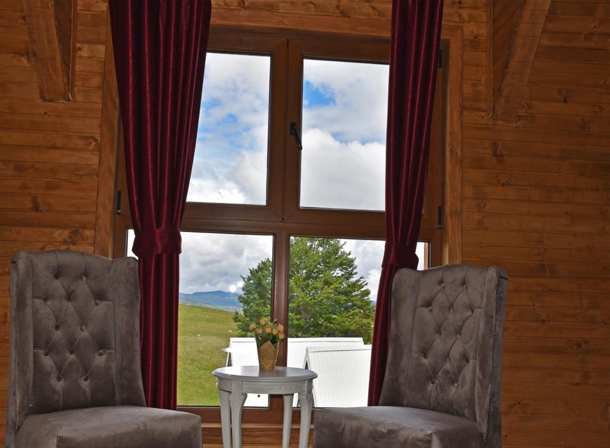 Apartmani I Restoran Sljeme Žabljak エクステリア 写真