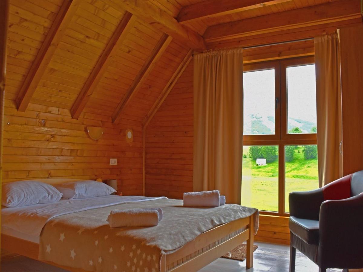 Apartmani I Restoran Sljeme Žabljak エクステリア 写真