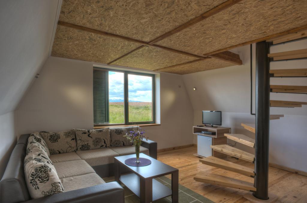 Apartmani I Restoran Sljeme Žabljak エクステリア 写真