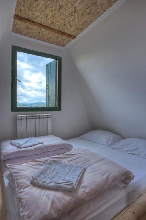 Apartmani I Restoran Sljeme Žabljak エクステリア 写真