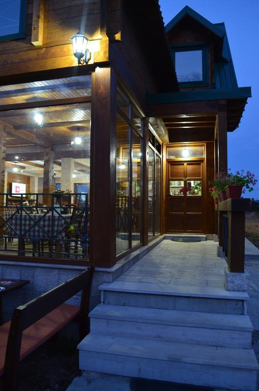 Apartmani I Restoran Sljeme Žabljak エクステリア 写真